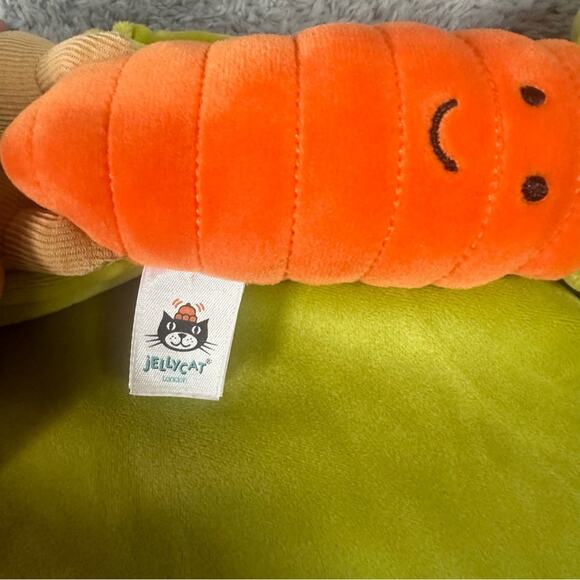 RARE Jellycat Vivacious Carrot Vegetable Lovey Plush Soother Security Blanket - Picture 8 of 9